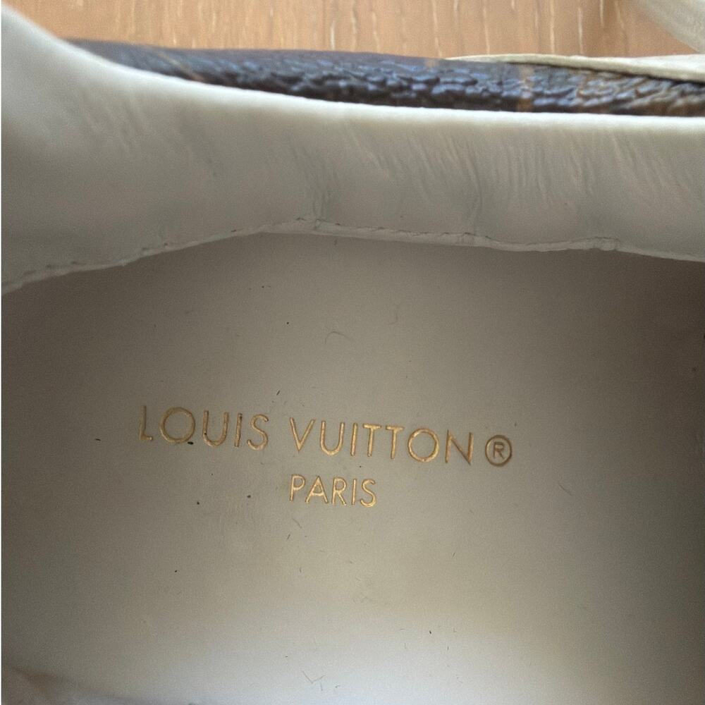 Louis Vuitton Calfskin Monogram Run Away Sneaker Size 37 in White Brown Gold - Picture 10 of 10